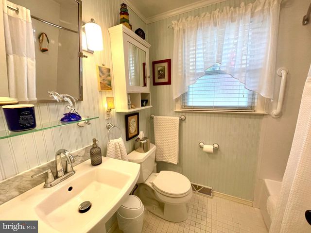 2731 CAMBRIDGE RD, York, PA 17402