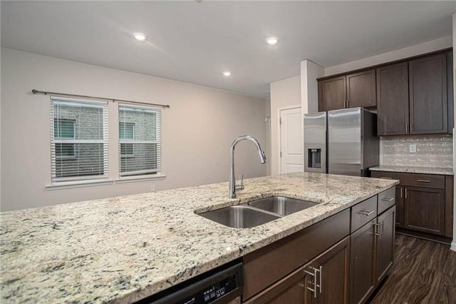 1695 Villageside Court, Lawrenceville, GA 30043