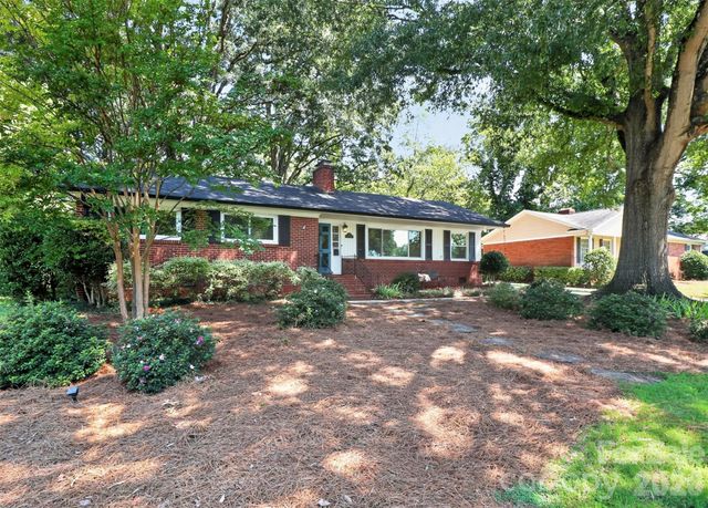 831 Faircrest Drive, Charlotte, NC 28210