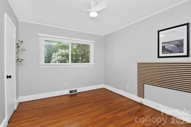 831 Faircrest Drive, Charlotte, NC 28210