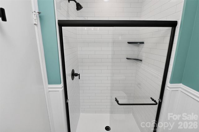 831 Faircrest Drive, Charlotte, NC 28210