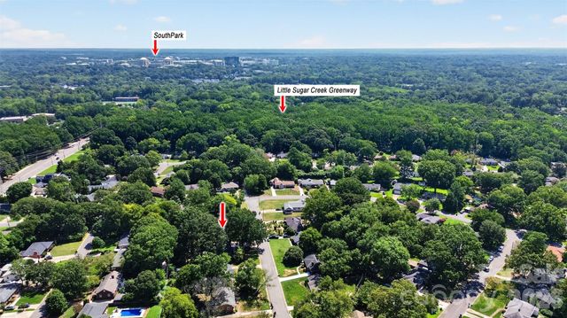 831 Faircrest Drive, Charlotte, NC 28210