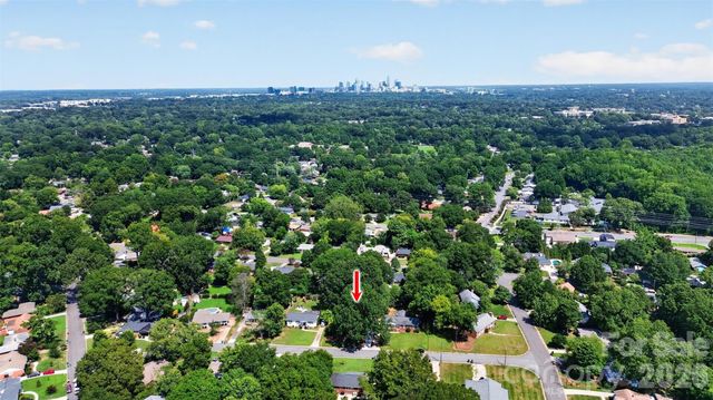 831 Faircrest Drive, Charlotte, NC 28210