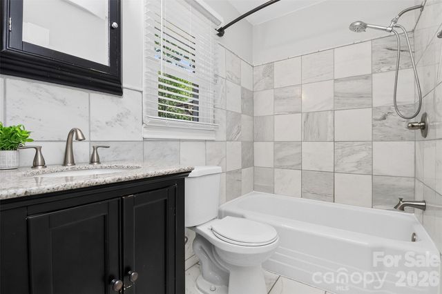 831 Faircrest Drive, Charlotte, NC 28210