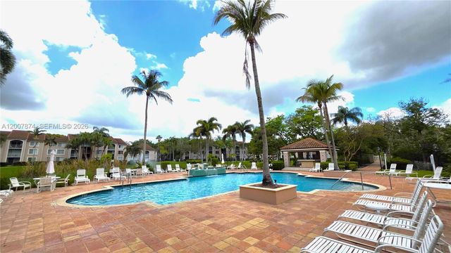 12136 Saint Andrews Place 108, Miramar, FL 33025