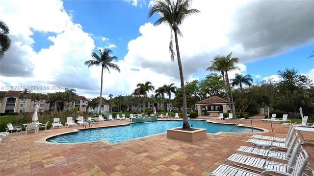 12136 Saint Andrews Place 108, Miramar, FL 33025
