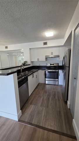 12136 Saint Andrews Place 108, Miramar, FL 33025
