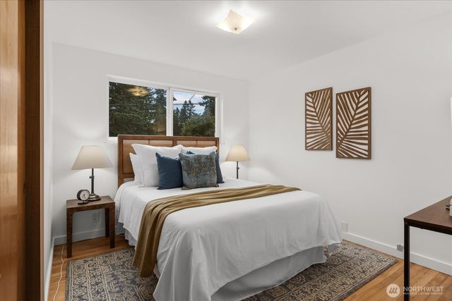 7718 204th Place SW, Edmonds, WA 98026