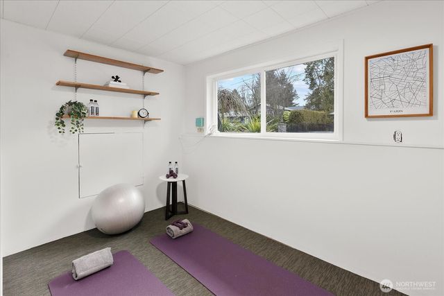 7718 204th Place SW, Edmonds, WA 98026