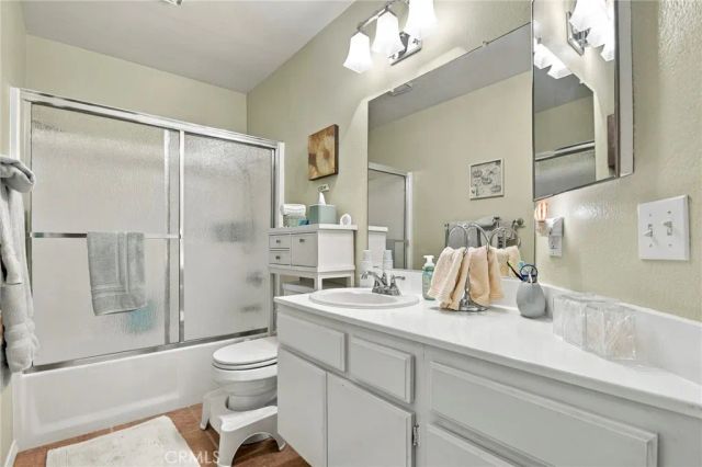 338 Monroe Ct, Azusa, CA 91702