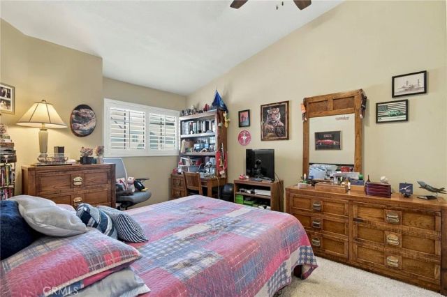 338 Monroe Ct, Azusa, CA 91702