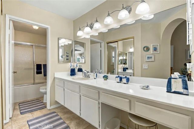 338 Monroe Ct, Azusa, CA 91702