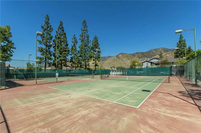 338 Monroe Ct, Azusa, CA 91702