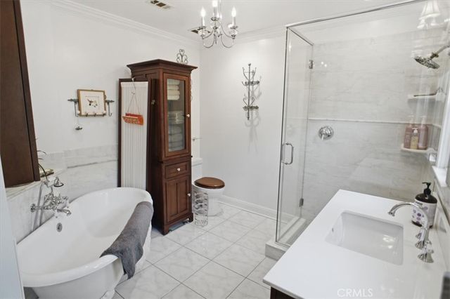 2049 E Glenoaks, Glendale, CA 91206