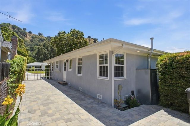 2049 E Glenoaks, Glendale, CA 91206