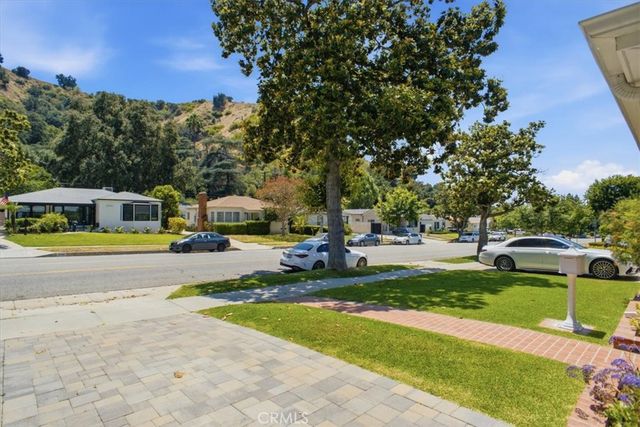 2049 E Glenoaks, Glendale, CA 91206