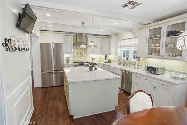 2049 E Glenoaks, Glendale, CA 91206