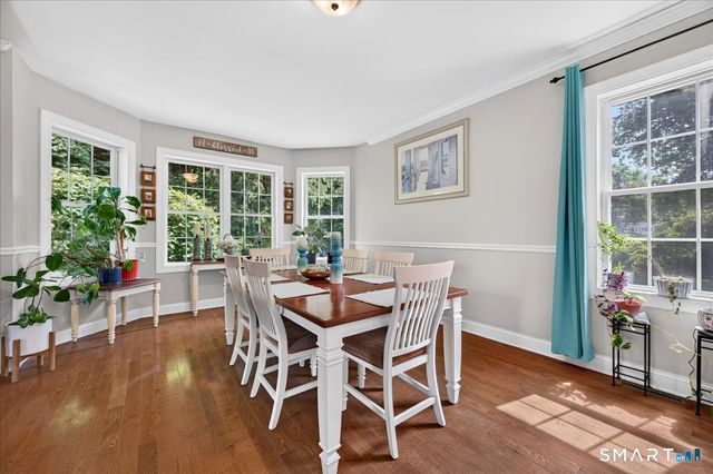 15-R Lee Road, Waterford, CT 06385