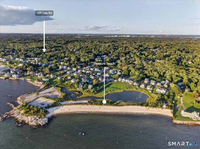 15-R Lee Road, Waterford, CT 06385