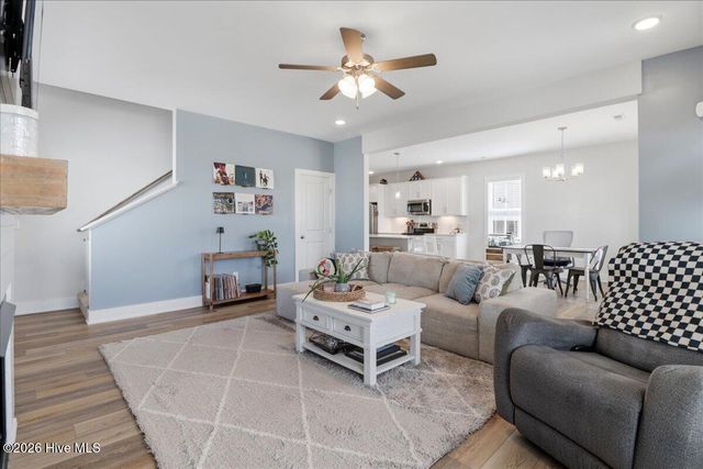 180 Glenwood Place, Kenly, NC 27542