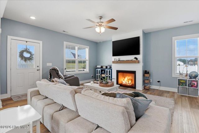 180 Glenwood Place, Kenly, NC 27542