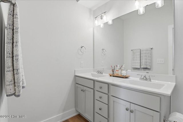 180 Glenwood Place, Kenly, NC 27542
