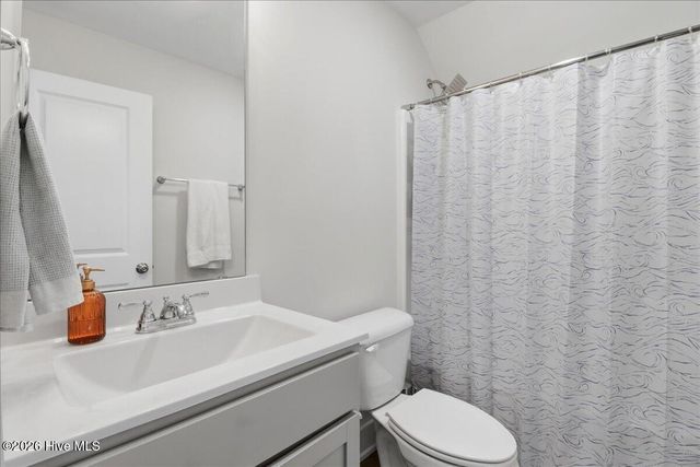180 Glenwood Place, Kenly, NC 27542
