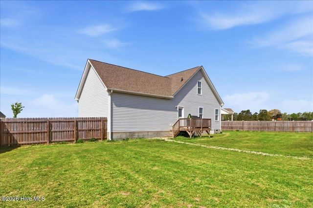 180 Glenwood Place, Kenly, NC 27542