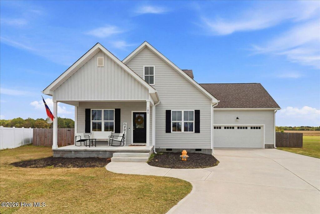 180 Glenwood Place, Kenly, NC 27542