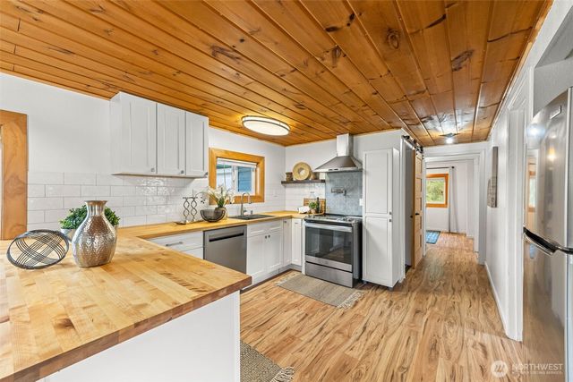 2316 S Pleasant Drive, Westport, WA 98595