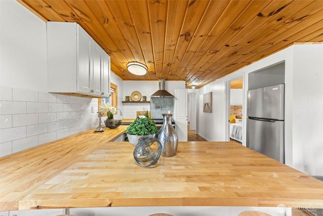 2316 S Pleasant Drive, Westport, WA 98595