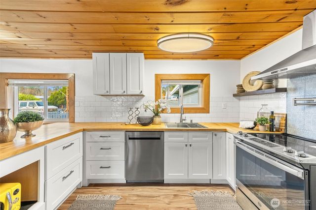 2316 S Pleasant Drive, Westport, WA 98595