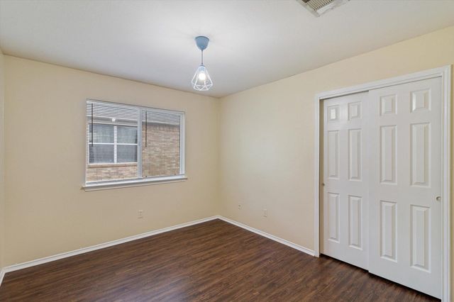 113 San Jacinto DR, Kyle, TX 78640