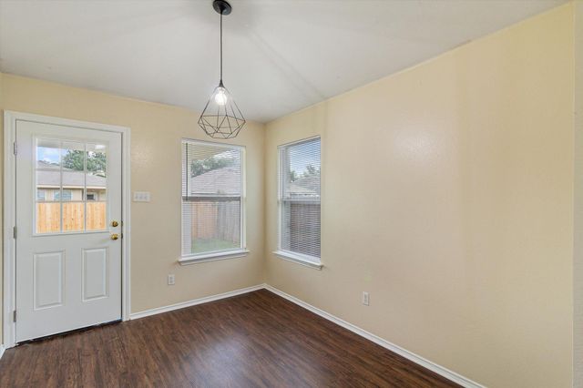 113 San Jacinto DR, Kyle, TX 78640