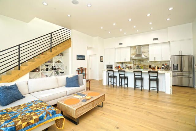 6565 Pickwick Street, Los Angeles, CA 90042