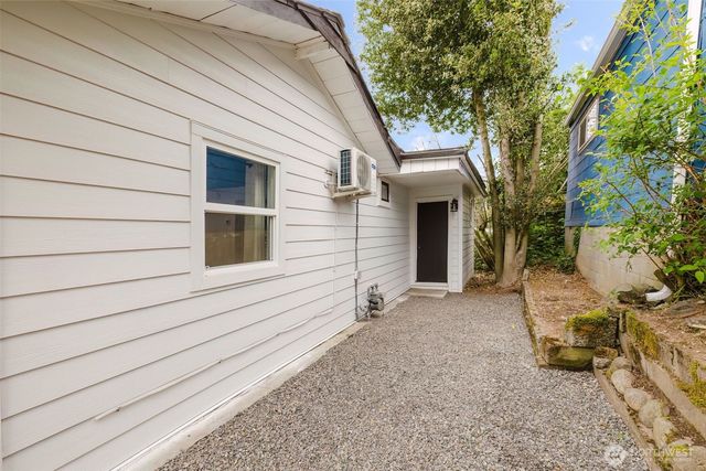 2122 15th Street, Bremerton, WA 98312