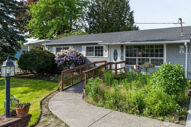 3425 Pennsylvania Road, Longview, WA 98632