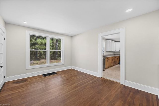 4311 Carver School Road, Winston-salem, NC 27105