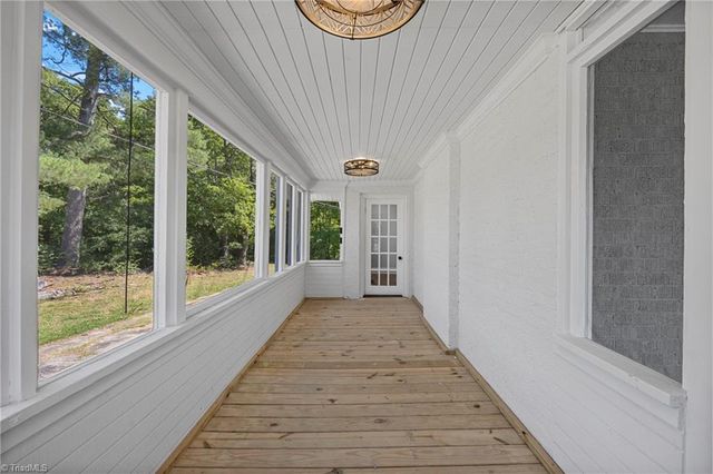 4311 Carver School Road, Winston-salem, NC 27105