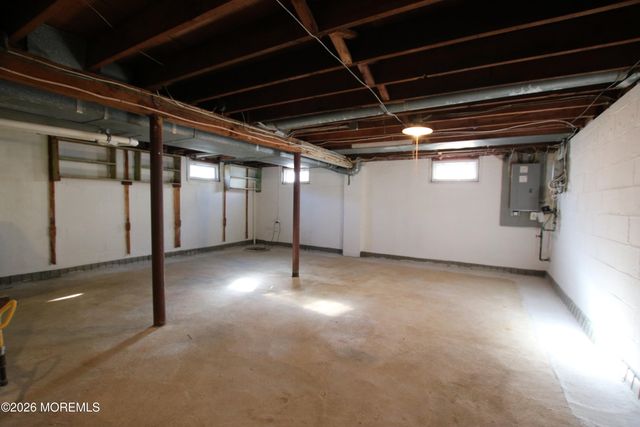 74 Plum Street, Tinton Falls, NJ 07724