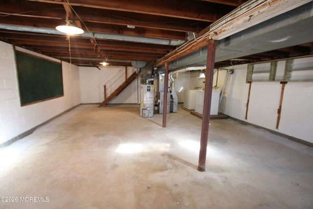 74 Plum Street, Tinton Falls, NJ 07724