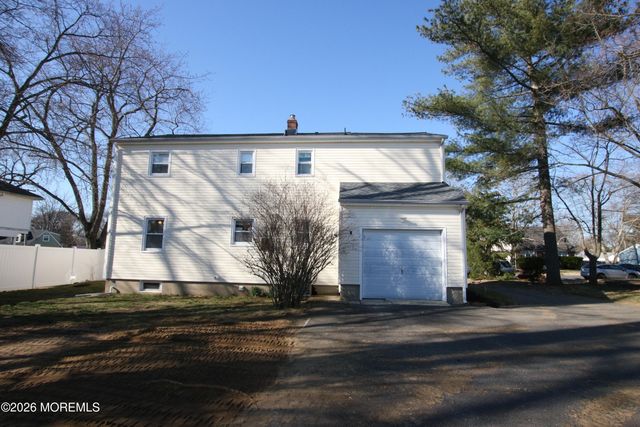 74 Plum Street, Tinton Falls, NJ 07724