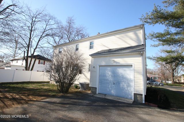 74 Plum Street, Tinton Falls, NJ 07724