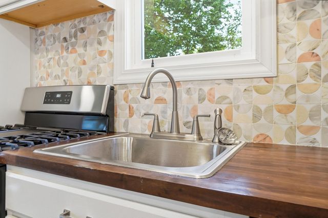 739 Campbell Avenue, Columbus, OH 43222