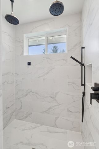 209 High Bank Lane, Woodland, WA 98674