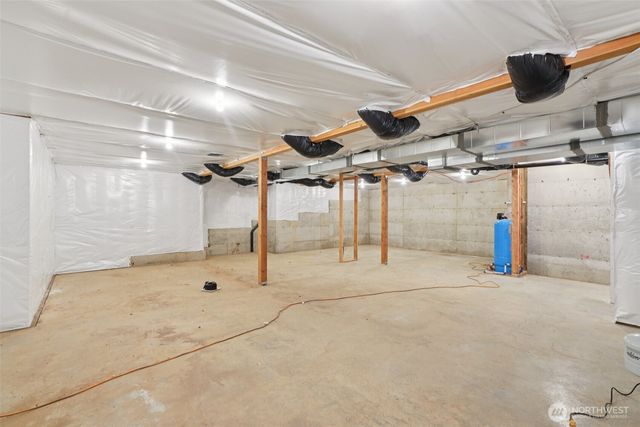 209 High Bank Lane, Woodland, WA 98674