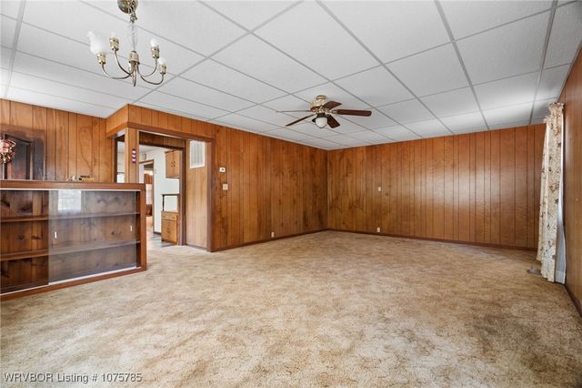 2021 Highway 255, Lavaca, AR 72941
