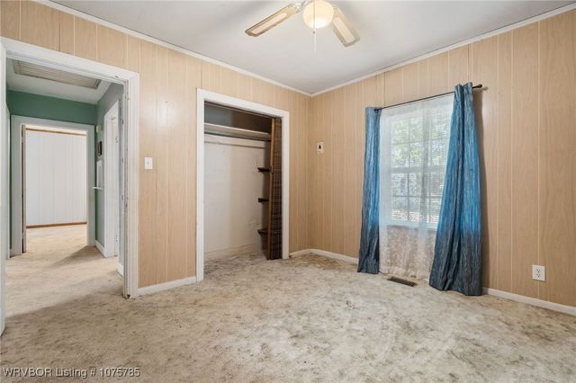 2021 Highway 255, Lavaca, AR 72941