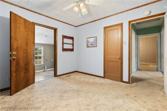 2021 Highway 255, Lavaca, AR 72941
