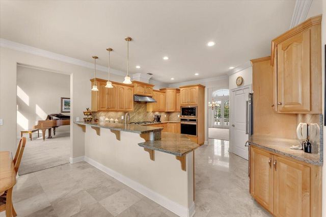 19549 San Vincente Drive, Redding, CA 96003